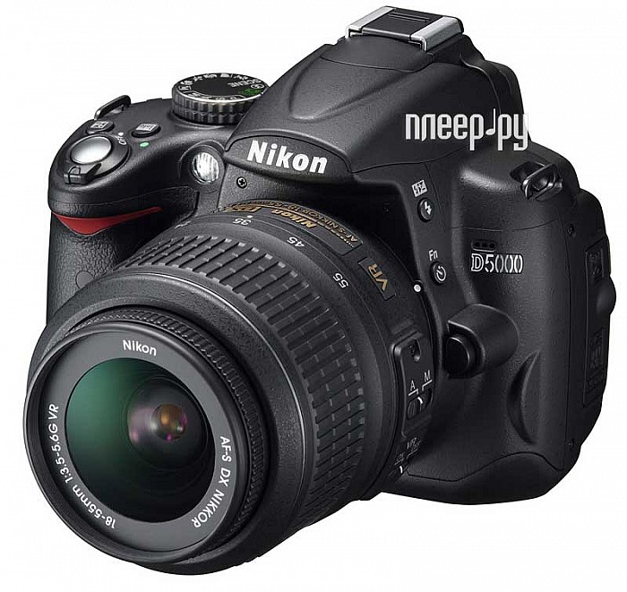   Nikon D5000 Kit AF-S 18-55 f/3.5-5.6G DX VR