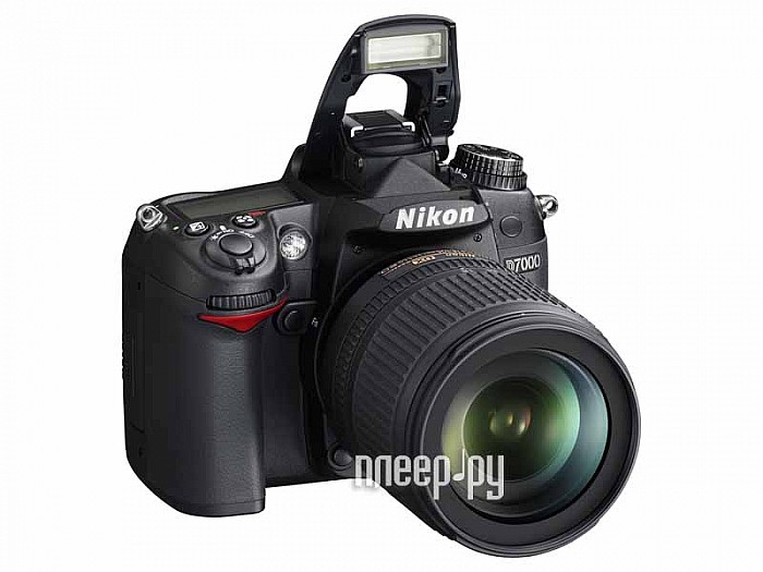   Nikon D7000 18-105