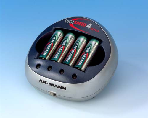 Фотография Зарядное устройство Ansmann Digispeed 4 Ultra + 4 ак. AA 2850 mAh Фото Зарядное устройство Ansmann Digispeed 4 Ultra + 4 ак. AA 2850 mAh